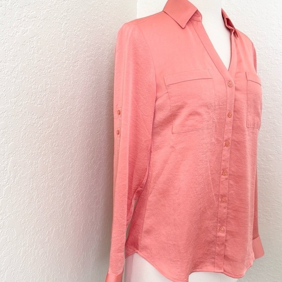 Express Portofino Blouse - Picture 2 of 7